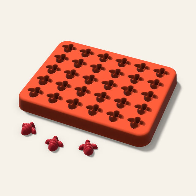 Bee Gummy Mold, 0.5 Inch, 30 Cavity, 3D render