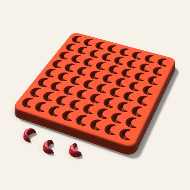 Crescent Moon Gummy Mold, 0.5 Inch, 64 Cavity, 3D render