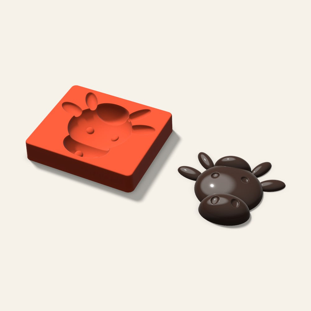 Giant Cow Mold, 6 Inch, 3D render