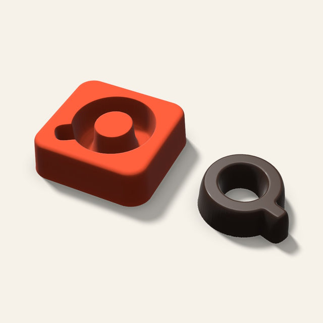 Letter Q Mold, 1.5 Inch, 3D render